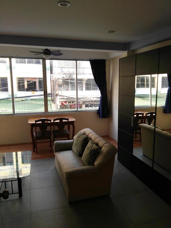 Jomtien Sunset Guesthouse Eksteriør billede