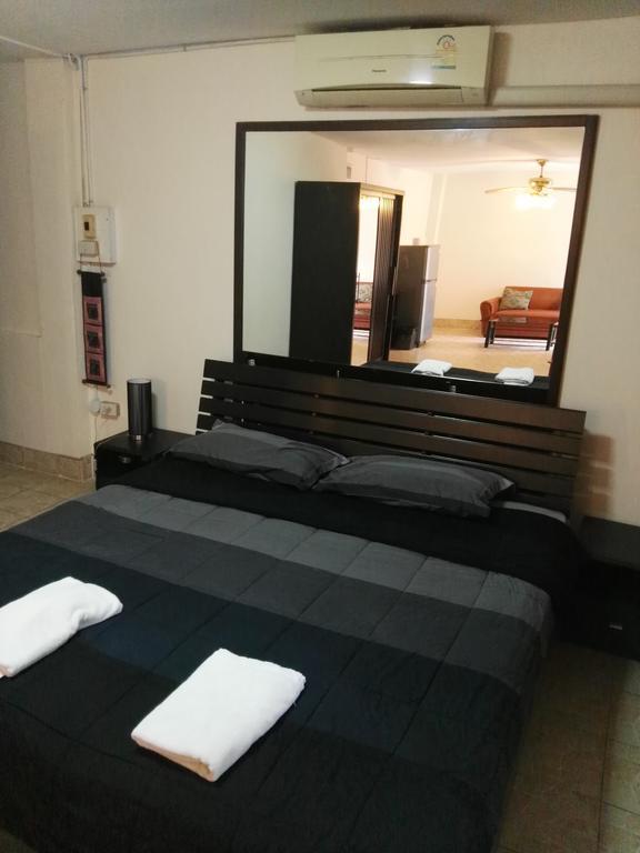 Jomtien Sunset Guesthouse Eksteriør billede