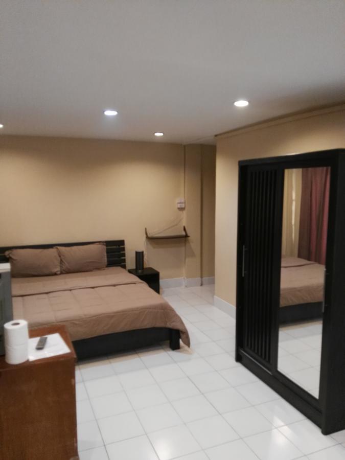 Jomtien Sunset Guesthouse Eksteriør billede