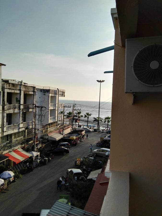Jomtien Sunset Guesthouse Eksteriør billede